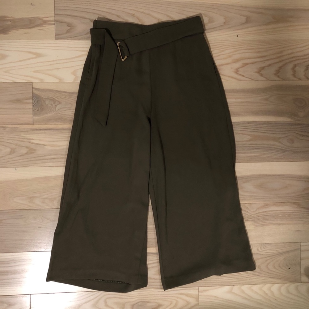Wide-leg pants - Picture 2 of 3